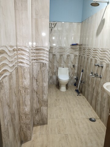 Bathroom in 2 BHK Apartment at Khirki Extension – for Rent