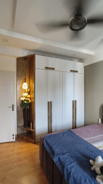 Room in 4 BHK Apartment at Bestech Park View Sanskruti, Sector 92 – for Rent