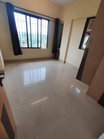 Room in 1 BHK Apartment at Akshay CHS Andheri East, Andheri East – for Rent