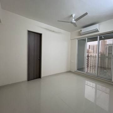 Room in 2 BHK Apartment at Unique Ivana, Hatkesh Udhog Nagar – for Rent