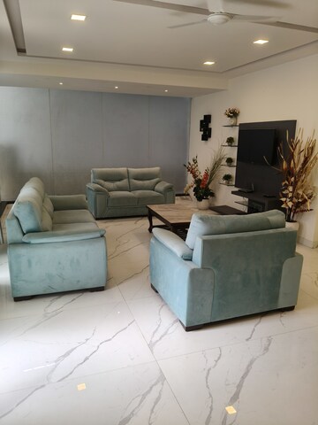 3 BHK Apartment For Rent in SRR Nydus, Richmond Town