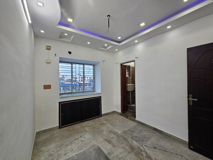Room, behala chowrasta 2 Bedroom 750 Sq.Ft. Builder Floor In Behala Chowrasta Kolkata 8930111