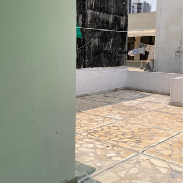 Balcony in 2 BHK Independent House at Arawali Apartments, Sector 52 – for Rent