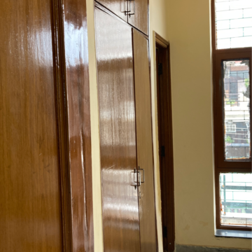 Building Lobby in 2 BHK Independent House at Arawali Apartments, Sector 52 – for Rent