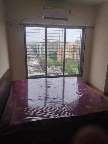 Room in 1 BHK Apartment at Sai Plaza Sakinaka, Sakinaka – for Rent