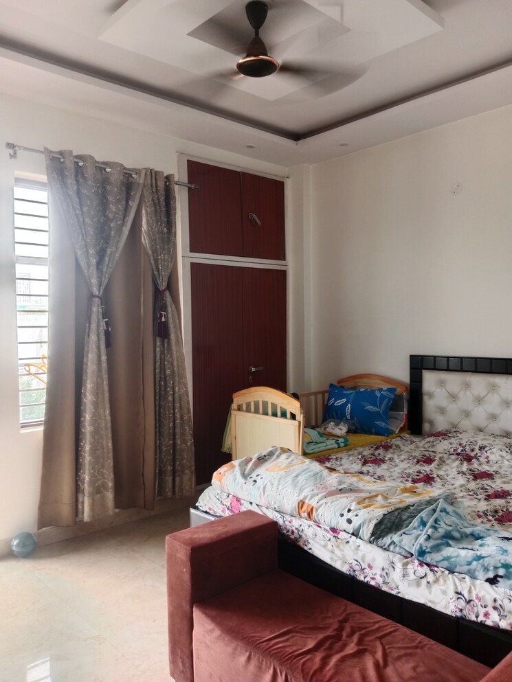 Bedroom, sector 37 3 Bedroom 1500 Sq.Ft. Builder Floor In Sector 37 Faridabad 8930125