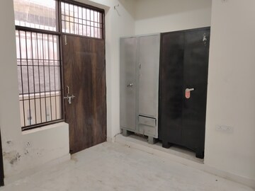 Room in 2 BHK Independent House at Sector 46 – for Rent