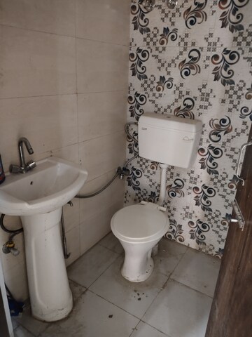 Bathroom in 2 BHK Independent House at Sector 46 – for Rent