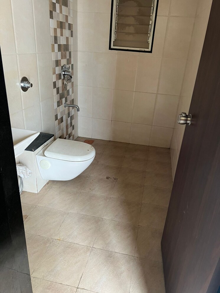 Bathroom, avon-vista 3 Bedroom 1198 Sq.Ft. Apartment In Balewadi Pune 8930156