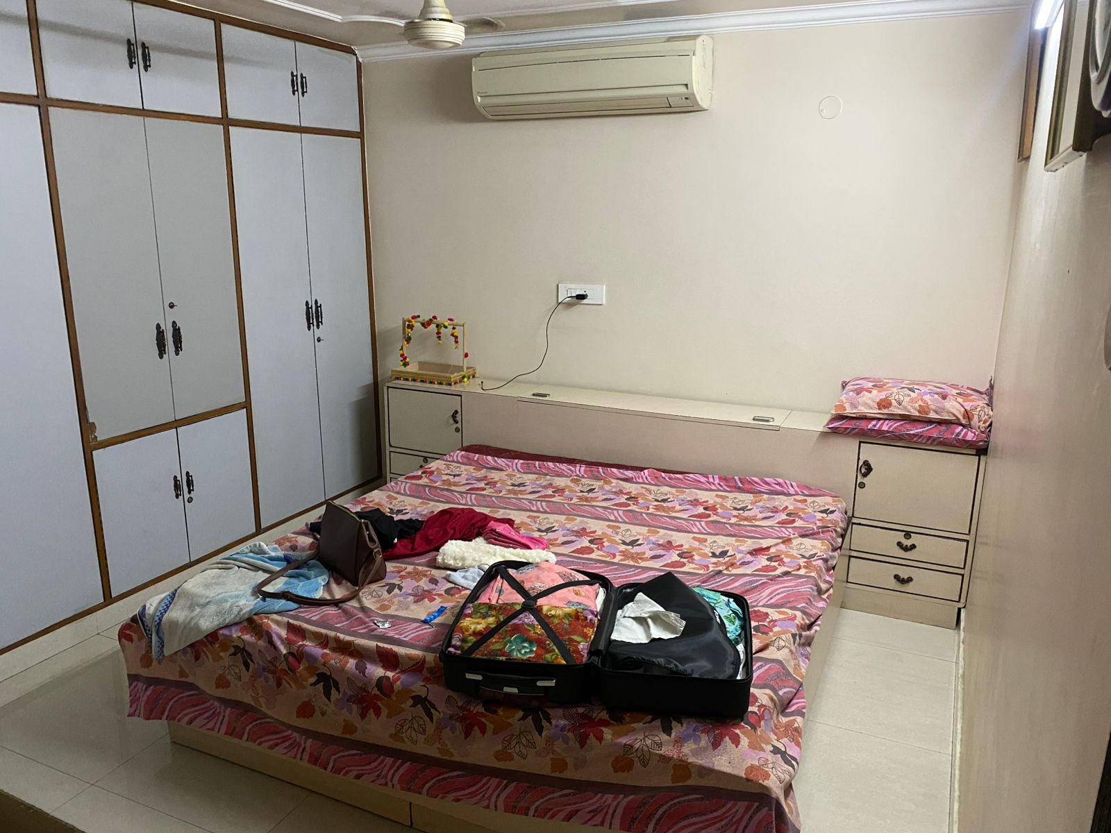 3 BHK Builder Floor For Rent in Chittaranjan Park