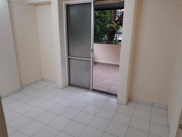 Room in 2 BHK Apartment at Ashiyana Terraces Apartment, Pashan – for Rent