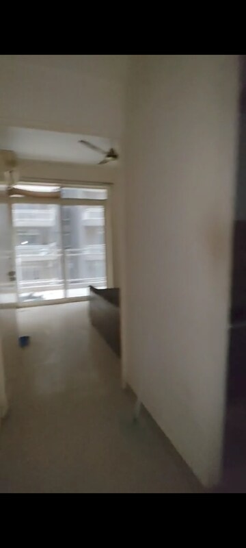 Room in 2 BHK Apartment at Conscient Habitat 78, Sector 78 – for Rent