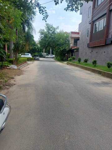 Plot For Sale in Palam Vihar