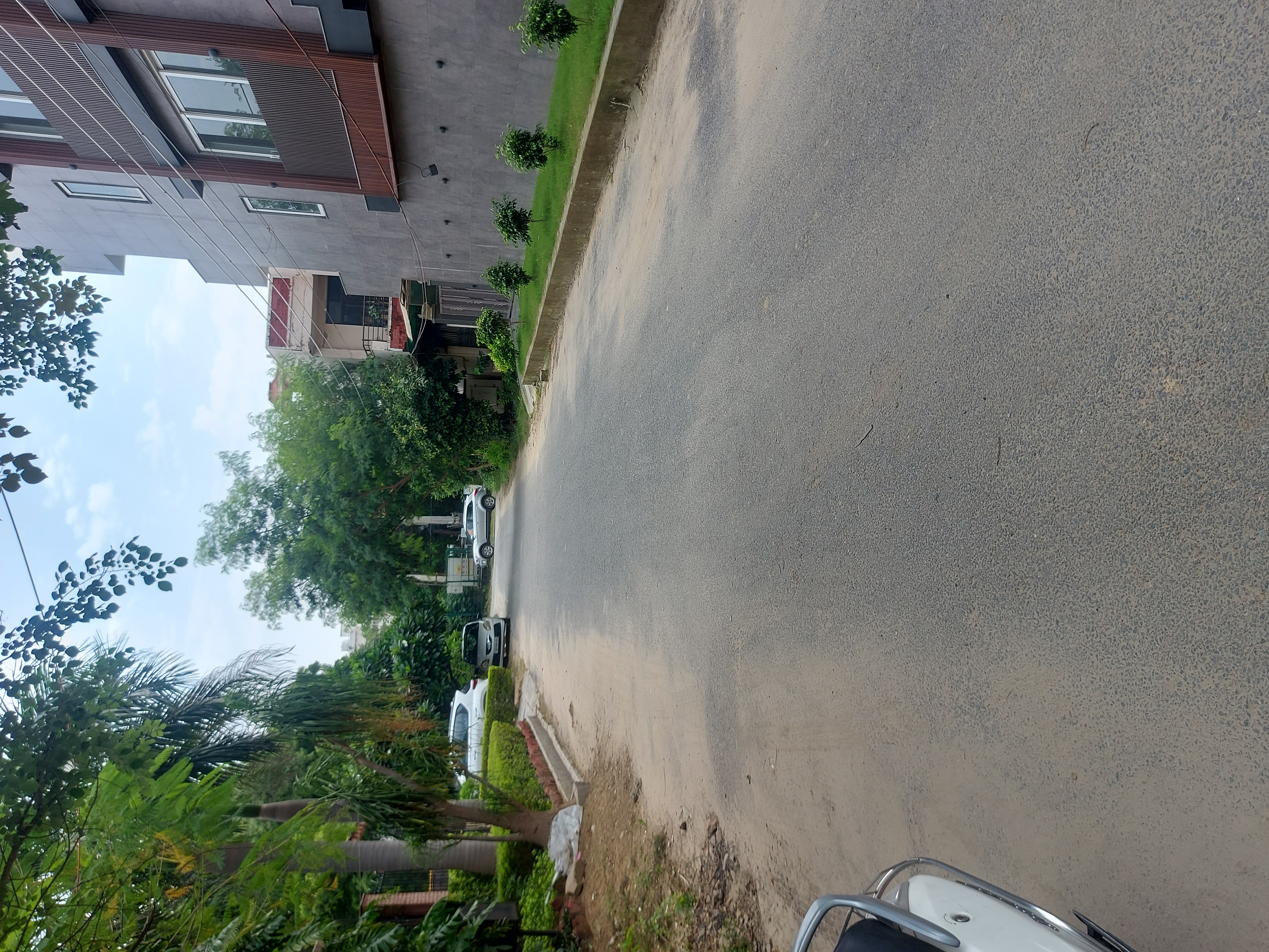 Plot For Sale in Palam Vihar