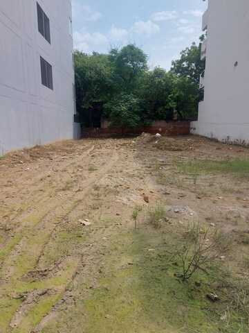  Plot – Garden View at Palam Vihar - for Sale
