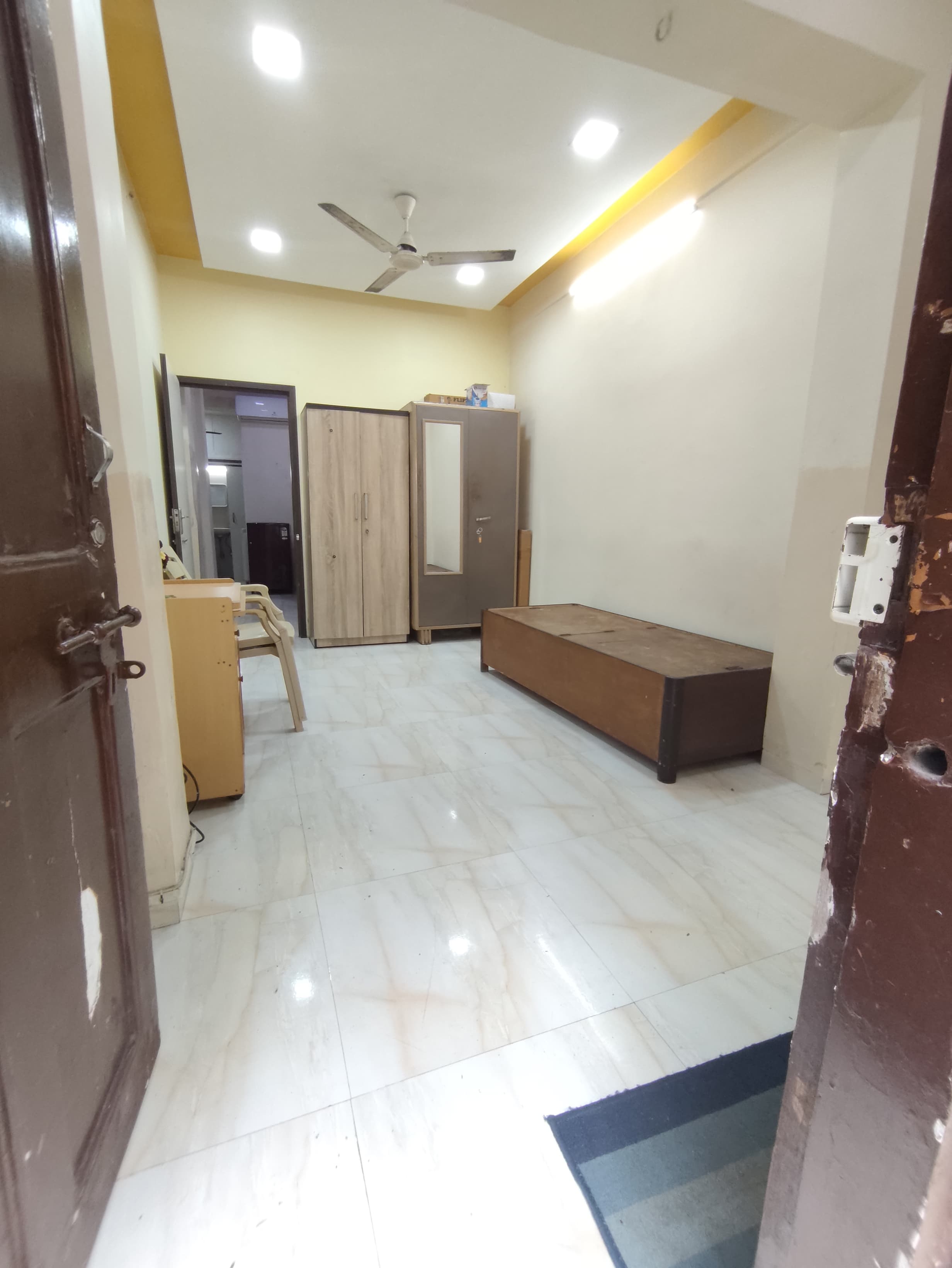 1 BHK 500 Sq.Ft. Apartment in Deepak Mahal CHS