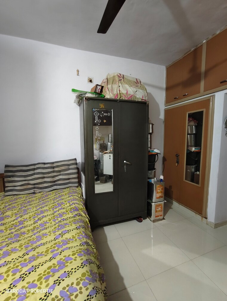 Room, saiyed vasna 1 Bedroom 500 Sq.Ft. Independent House In Saiyed Vasna Vadodara 8930240