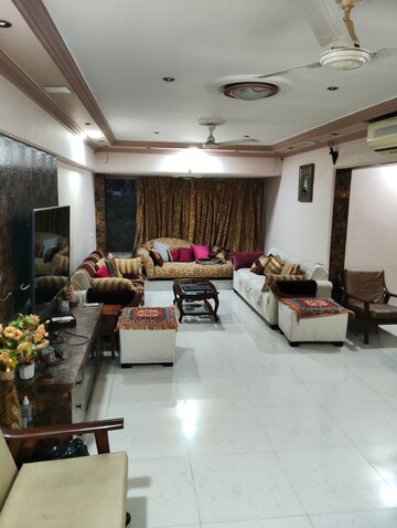 Gym in 3 BHK Apartment at Shivalaya Tower, Kandivali East – for Sale