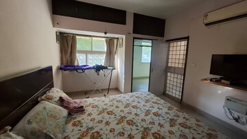 Bedroom in 3 BHK Apartment at Sarita Vihar Pocket-G RWA, Sarita Vihar – for Rent