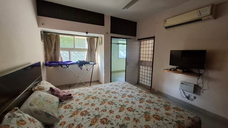 Bedroom, sarita-vihar-pocket-g-rwa 3 Bedroom 3700 Sq.Ft. Apartment In Sarita Vihar Delhi 8930264