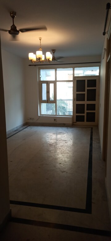 4 BHK Apartment For Rent in Tarika CGHS, Sector 43