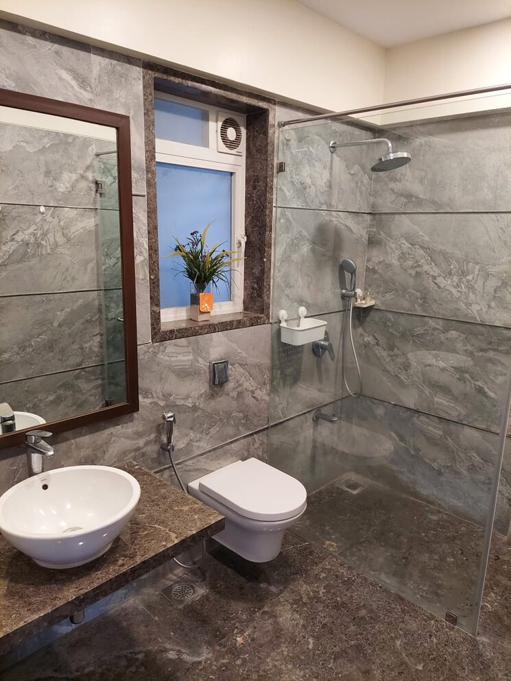 Bathroom, supreme-amadore 4 Bedroom 3000 Sq.Ft. Apartment In Baner Pune 8930305