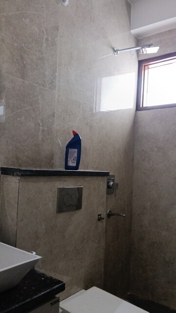 Furnished Amenities in 3 BHK Builder Floor at Shivaji Nagar – for Rent