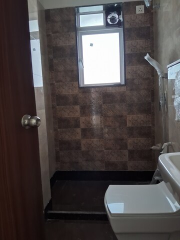 Furnished Amenities in 3 BHK Apartment at Sunder Lane, Malad West – for Sale