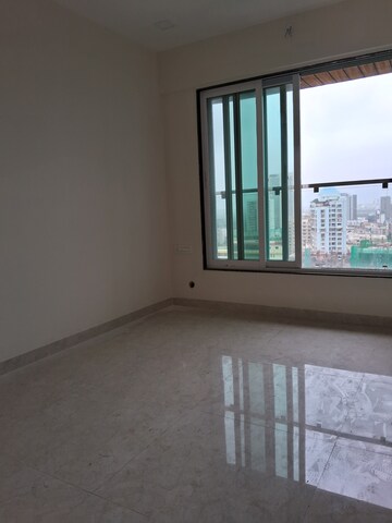 Room in 3 BHK Apartment at Sunder Lane, Malad West – for Sale