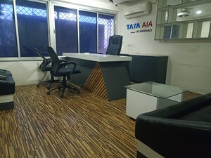  Office Space For Sale in Manjalpur