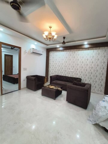 Living Room in 2 BHK Builder Floor at Sector 38 – for Rent