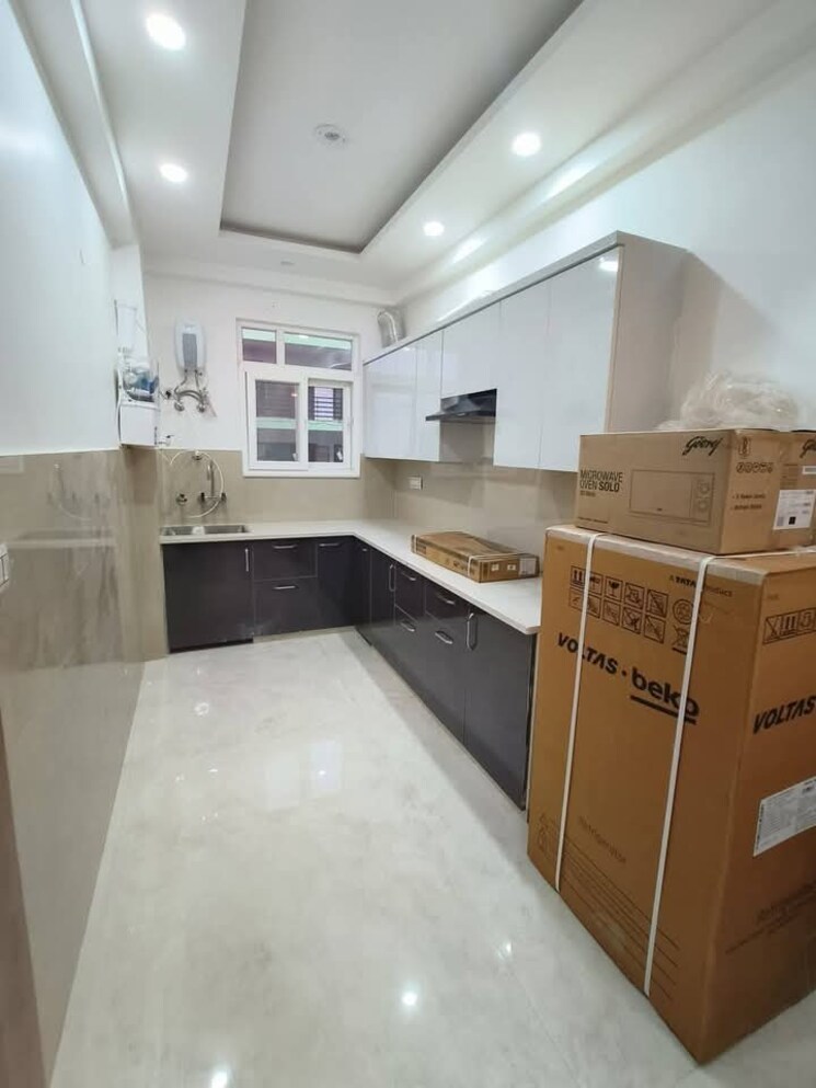 Kitchen, sector 38 2 Bedroom 1400 Sq.Ft. Builder Floor In Sector 38 Gurgaon 8930358