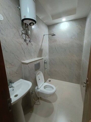 Bathroom in 2 BHK Builder Floor at Sector 38 – for Rent