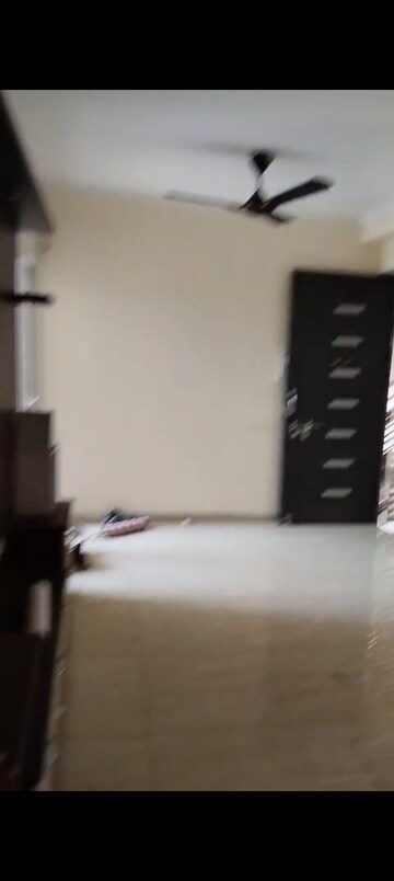 Furnished Amenities in 3 BHK Apartment at Antriksh Golf Link, Sector 1 Greater Noida – for Rent