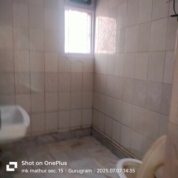 Bathroom in 4 BHK Apartment at Jubilee Apartments, Sector 15 – for Rent