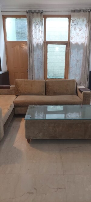 Bedroom in 3 BHK Apartment at Unitech Horizon, Pi Greater Noida – for Sale