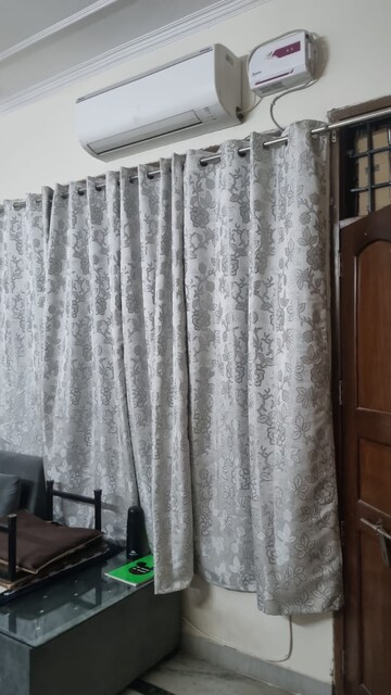 Bedroom in 3 BHK Independent House at Chattarpur – for Rent