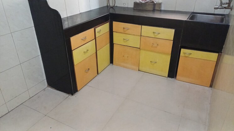 Kitchen, vrindavan-chs-thane-west 1 Bedroom 465 Sq.Ft. Apartment In Vrindavan Society Thane 8930393