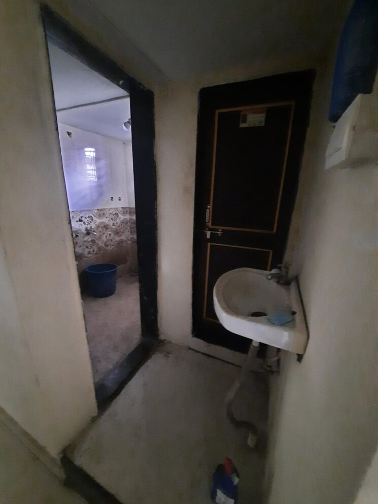 Bathroom, kharadi bypass road 2 Bedroom 740 Sq.Ft. Independent House In Kharadi Bypass Road Pune 8930390