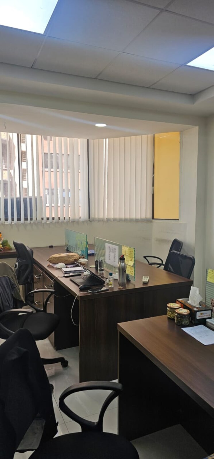 Team Area, manipal-center-apartments Commercial Office Space 900 Sq.Ft. In Mg Road Bangalore 8930399