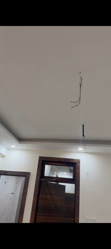 Furnished Amenities in 1 BHK Builder Floor at Palm Height, Bisrakh Jalalpur – for Rent