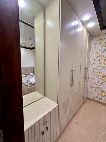 Furnished Amenities in  Pg at Anand Vihar – for Rent