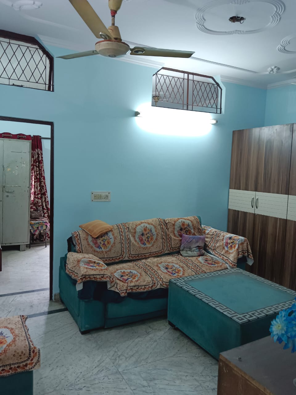 1 BHK Builder Floor For Rent in Lajpat NagaR-4