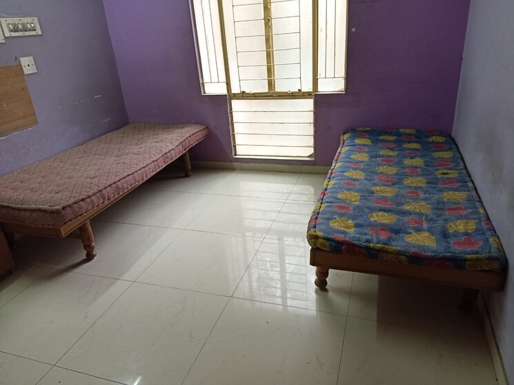 Room, satellite 2 Bedroom 1150 Sq.Ft. Apartment In Satellite Ahmedabad 8930457