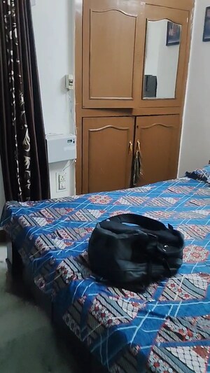 Bedroom in 2 BHK Builder Floor at Dilshad Colony – for Sale