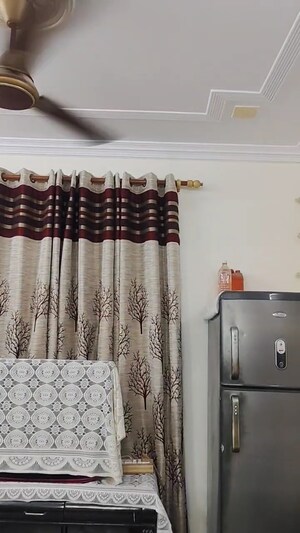 Furnished Amenities in 2 BHK Builder Floor at Dilshad Colony – for Sale