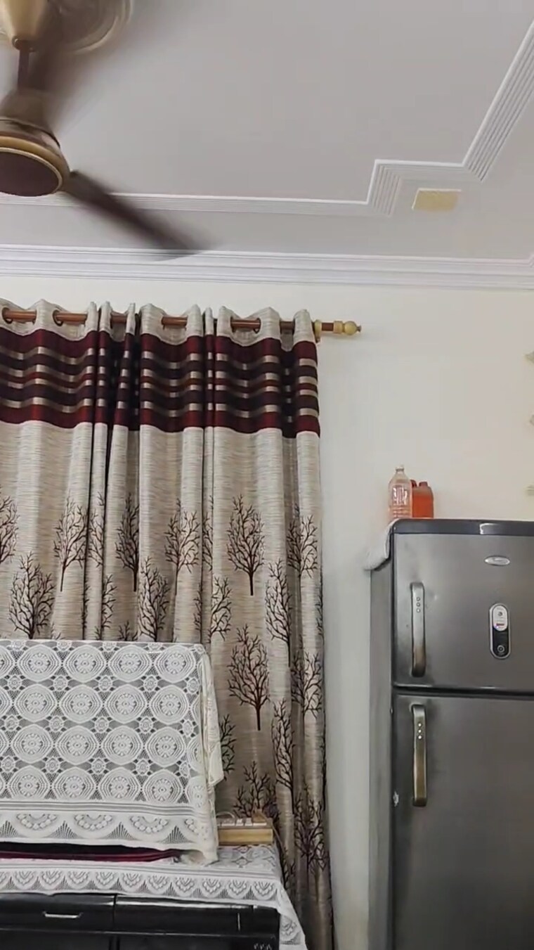 undefined, dilshad colony 2 Bedroom 9000 Sq.Ft. Builder Floor In Dilshad Colony Delhi 8930491