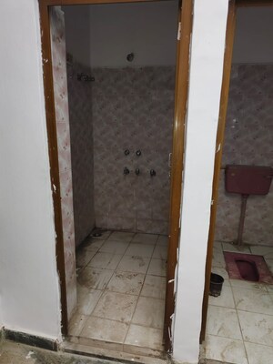 Bathroom in 4 BHK Independent House at Gomti Nagar – for Sale