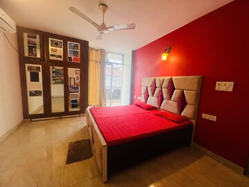 Bedroom in 3 BHK Builder Floor at Chittaranjan Park – for Rent