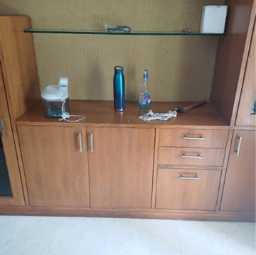 Furnished Amenities in 4 BHK Builder Floor at Saket – for Rent